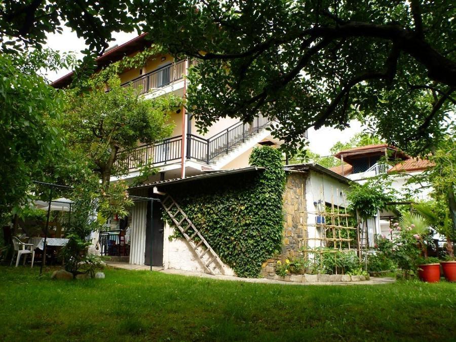 Helena Apartments Паралия Пантелеймона Экстерьер фото