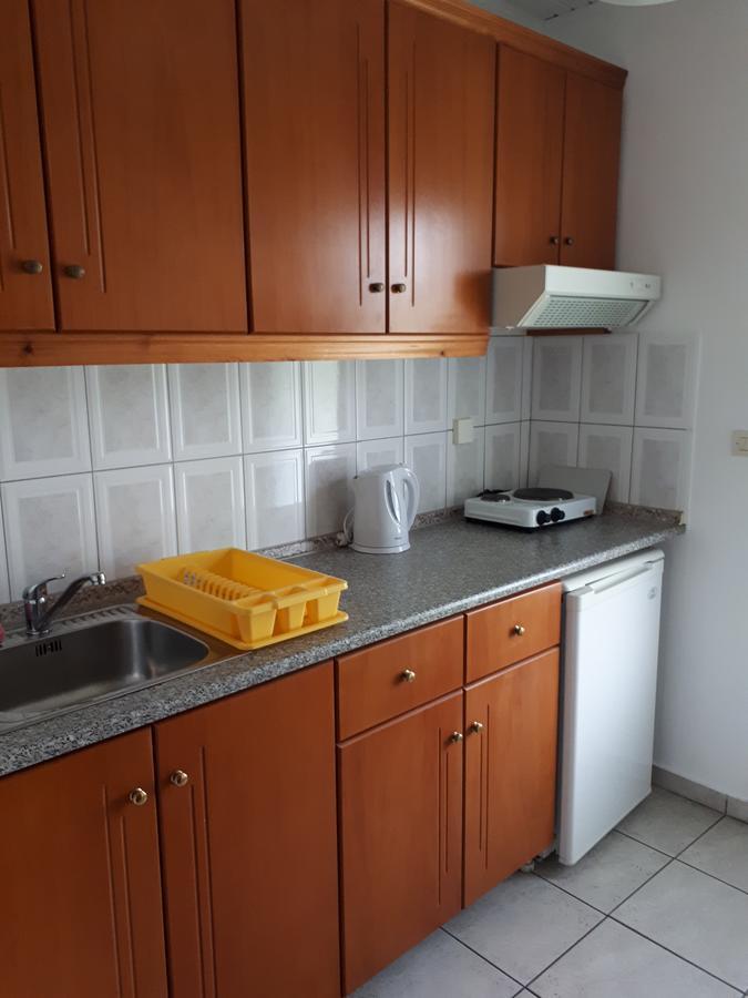 Helena Apartments Паралия Пантелеймона Экстерьер фото